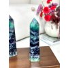 Fluorit hrot obelisk 874g