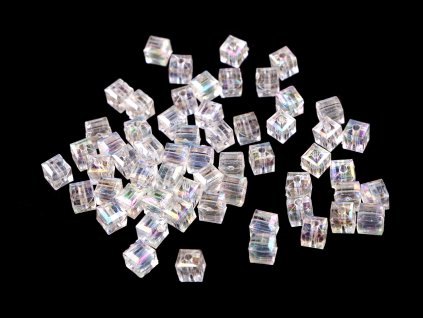 Plastové korálky s AB efektem kostka 6x6 mm (Varianta 2 žlutá, Balení 10 g)