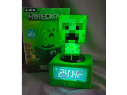 Stylový Minecraft Creeper budík s digitálním displejem