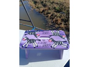 zidlicka fialova zebra3