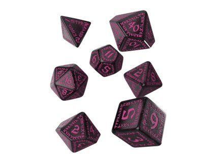 sada runovych kostek black magenta 67ef4a05c14b6