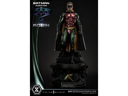 Batman Forever Museum Masterline Series socha Robin (1)