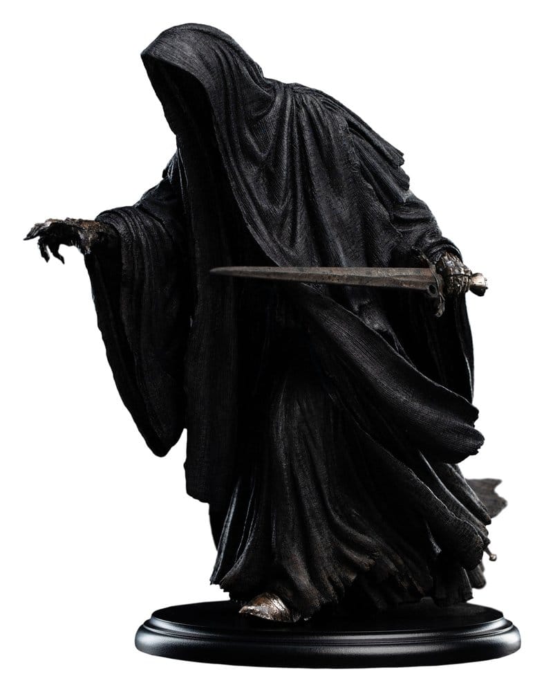 Weta Workshop The Lord of the Rings Trilogy Mini soška Ringwraith at the Prancing Pony 18 cm
