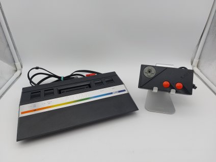Atari 2600 Jr. modované (Atari)