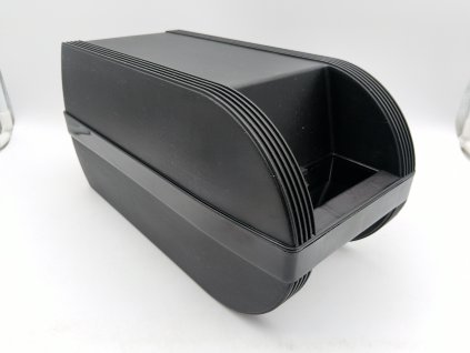 Nintendo NES storage box (NES)