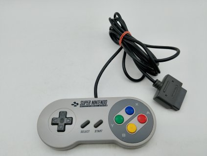 Super Nintendo ovladač (SNES)