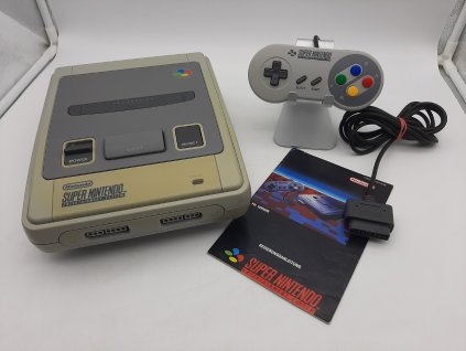 Super Nintendo (SNES)