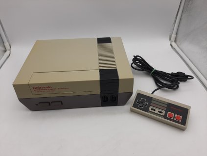 Nintendo Entertaiment System (NES)