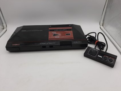 Sega Master System, model 1, s hrou Hang On (SMS)