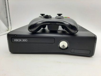 XBOX 360, model S, 4GB (X360)