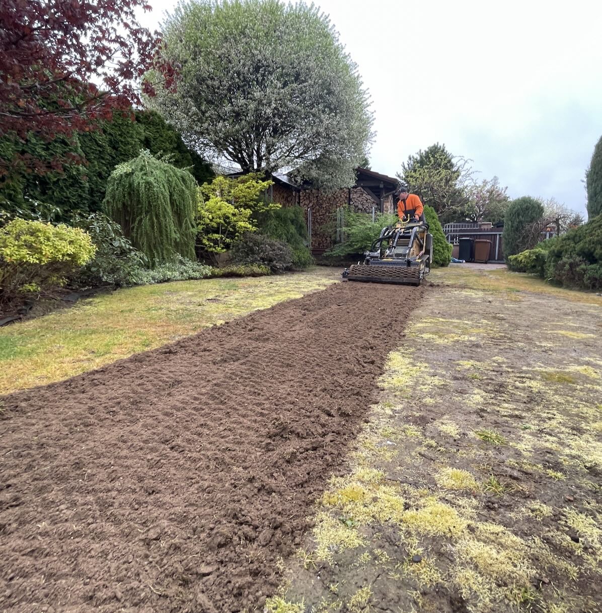 Zakládání trávníků a příprava terénu