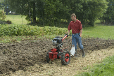 Jak na podzim nejlépe zpracovat půdu?