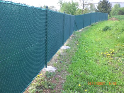 Stínící tkanina, síť, rašlový úplet 90%, 110g/m2, 50m x 1,25m - zelená