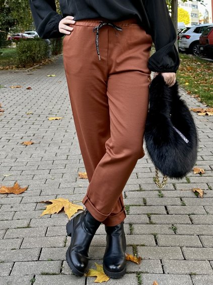 Ležérní strečové kalhoty Risatina XL - karamel