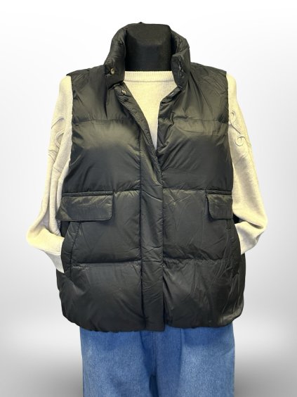 VESTA S KACHNÍM PEŘÍM I. - ČERNÁ