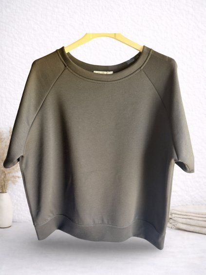 BUTTER MIKINA - ČERNÁ