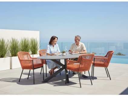 Cairo moderna stolicka Hartman