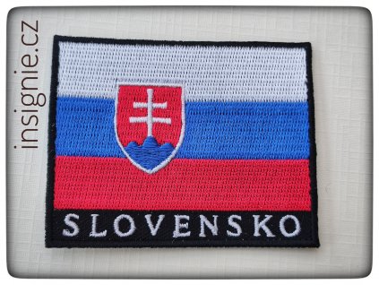 Vlajka Slovenska s nápisem