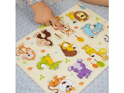 Dětské dřevěné puzzle VKLÁDAČKA ZVÍŘÁTKA s úchyty