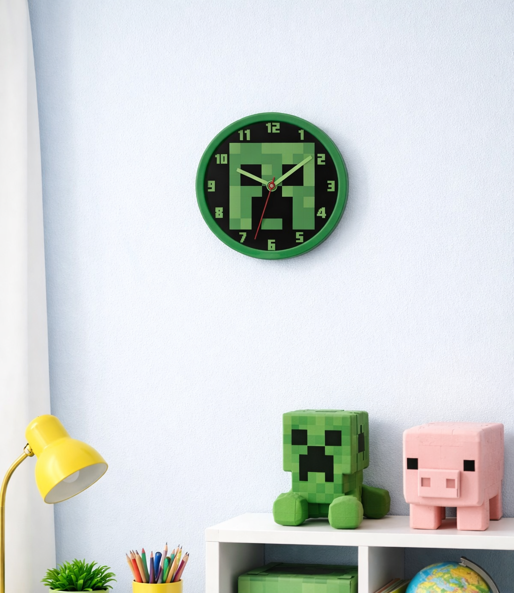 EUROSWAN Hodiny nástěnné MINECRAFT zelenočerné 24 cm