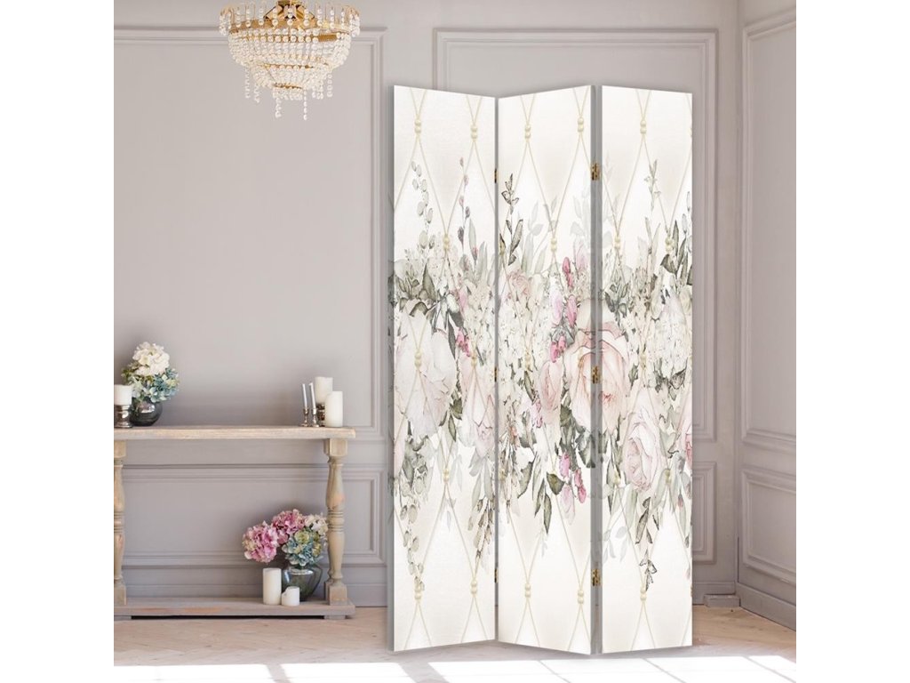 Egy garzonlakásban lévő paraván: bontás és fúrás nélkül osztja fel a teret