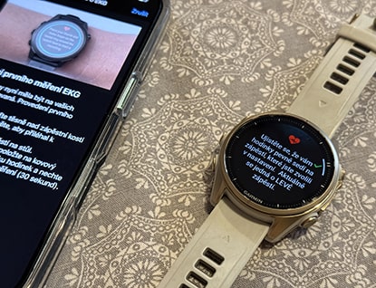 Jak na hodinkách Garmin měřit EKG