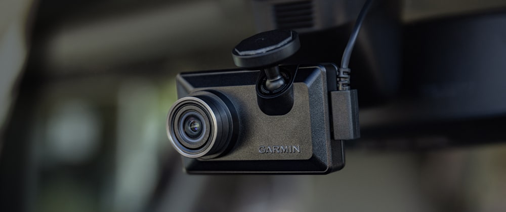 Garmin Dash Cam™ X310 s dotykovým displejem