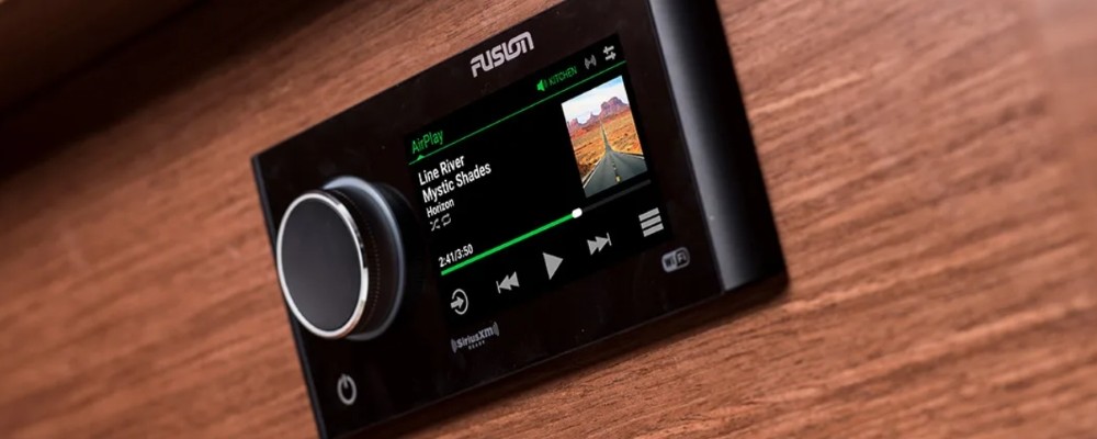 garmin-opet-na-vrcholu-11-rok-po-sobe-byl-ocenen-jako-vyrobce-roku-04
