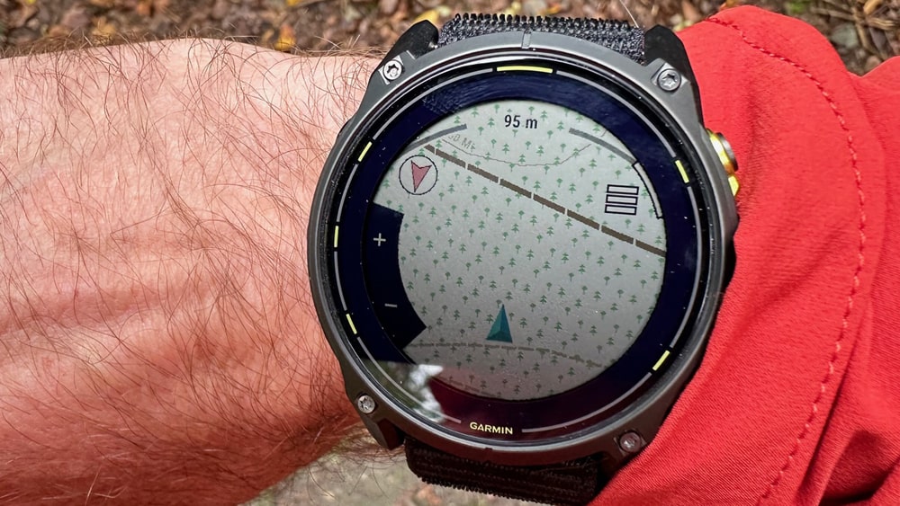 zobrazeni map na hodinkach Garmin Enduro 3