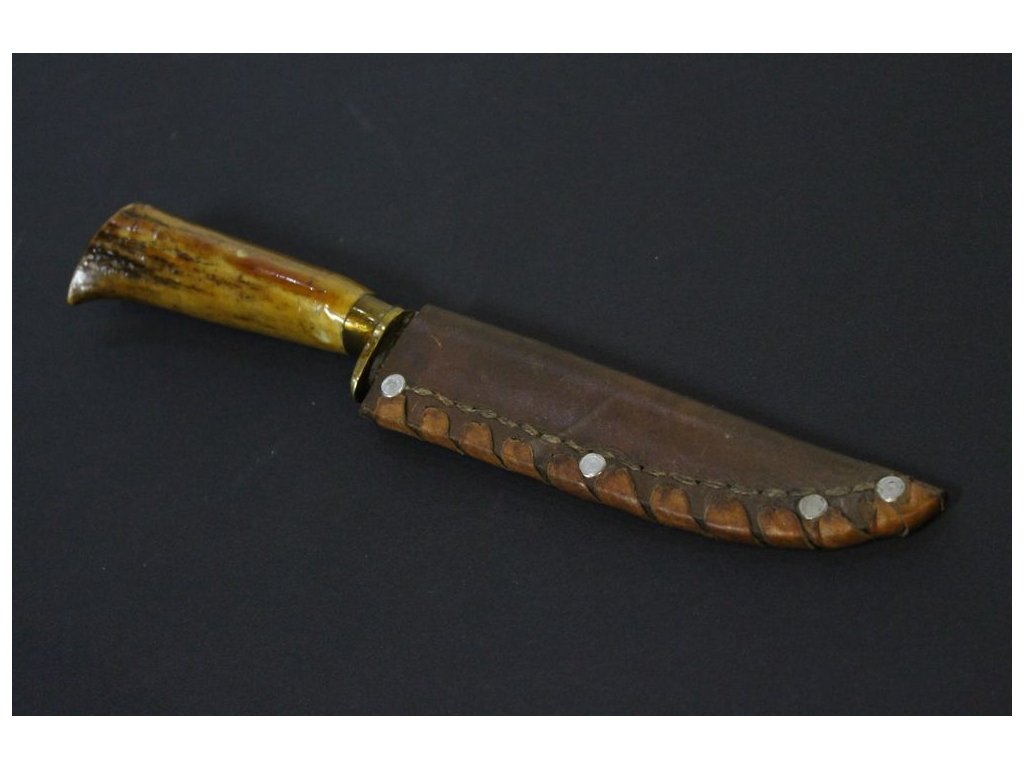 Nůž s pouzdrem x222 5
