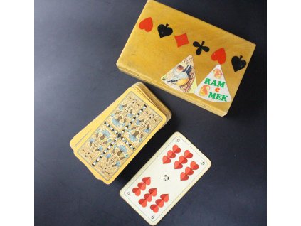 Staré hrací karty s dřevenou krabičkou x6806