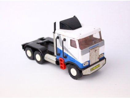 Stará hračka KENNWORTH kamión x1355(4)