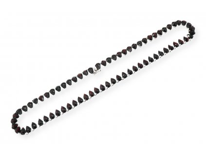 Stříbrný náhrdelník s granátovmi kamínky 51,5 cm