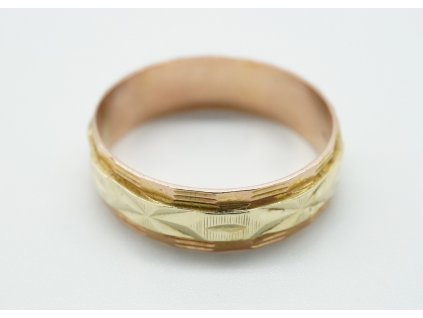 Zlatý prstýnek snubní (X10882)