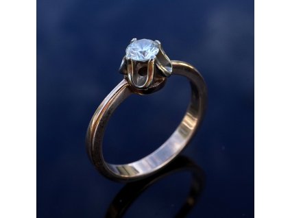 Zlatý prsten s diamante??? §