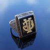 Stříbrný prsten se zlatým monogramem PRVNÍ REPUBLIKA
