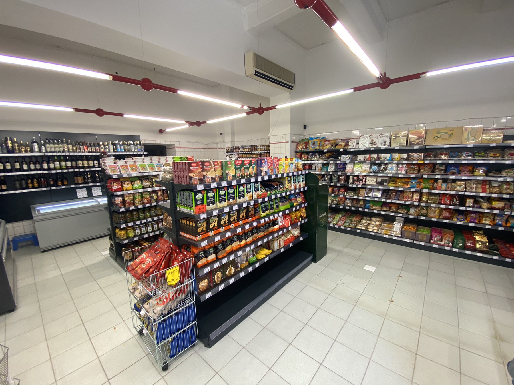 Vybavení prodejny - Moskevská 51