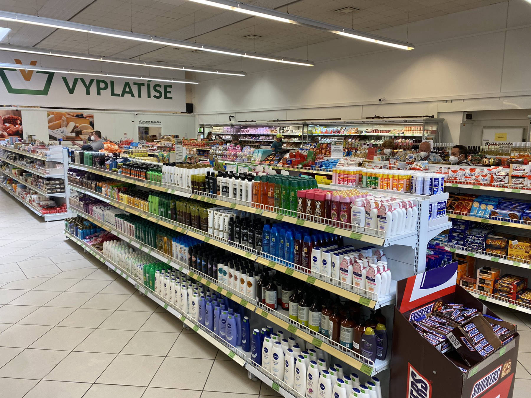 Vybavení prodejny - Českomoravská 8