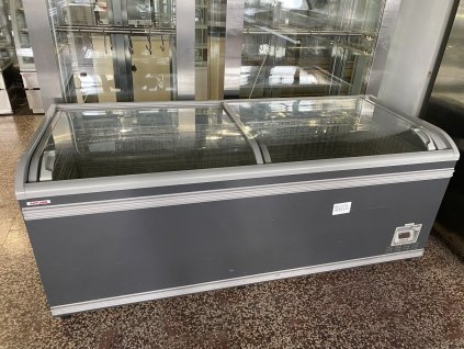 Mrazák AHT Paris 210