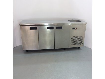 Chladící stůl 3x dveře + dřez 180x60x86 - nový motor