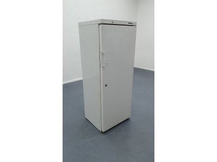 44273 V