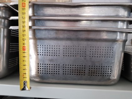 Použitá 1/1 GN PERFOROVANÁ 150 mm