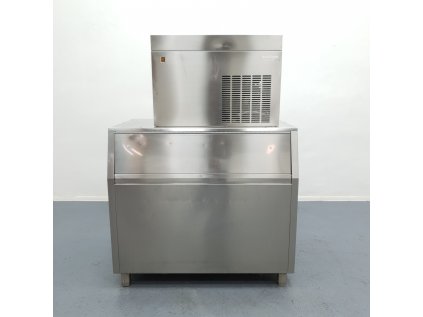 G4273