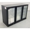 Barová lednice - 1350 x 540 x 900 mm, se 3 skleněnými dveřmi a 2 policemi - černá