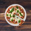 Kráječ na pizzu - Ø 100 mm - zoubkované - nerezová ocel - černá