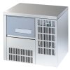 135788 stroj na vyrobu kostek ledu 22 kg 24 h objem zasobniku 4 kg vzduchem chlazeny 0 32 kw 540x430x470 mm ntf ic 35 a