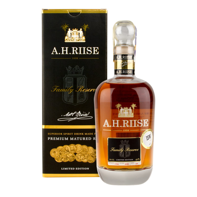 A. H. Riise Family Reserve Solera 42% 0,7 l (karton)