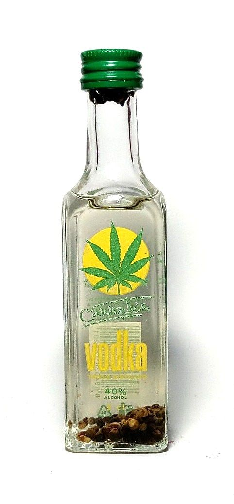 Cannabis vodka 40% 0,05l MINI