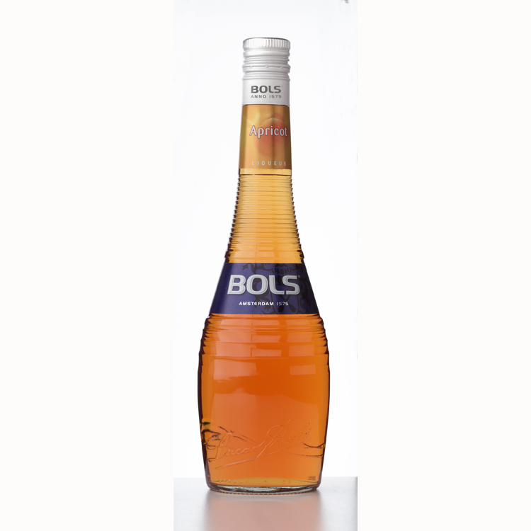 Bols Apricot 24% 0,7 l (holá láhev)