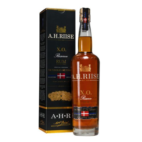 A. H. Riise XO Thin Blue Label 40% 0,7 l (karton)